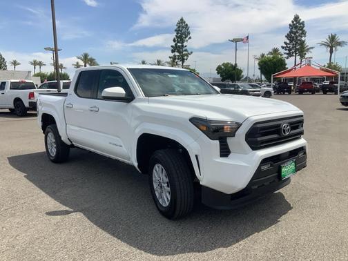 2024 Toyota Tacoma SR5