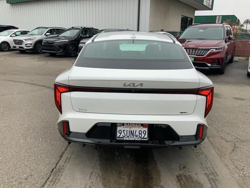 2025 Kia K4 GT-Line