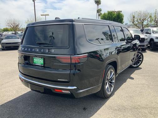 2023 Jeep Wagoneer L Series III