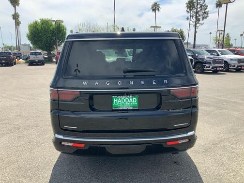 2023 Jeep Wagoneer L Series III