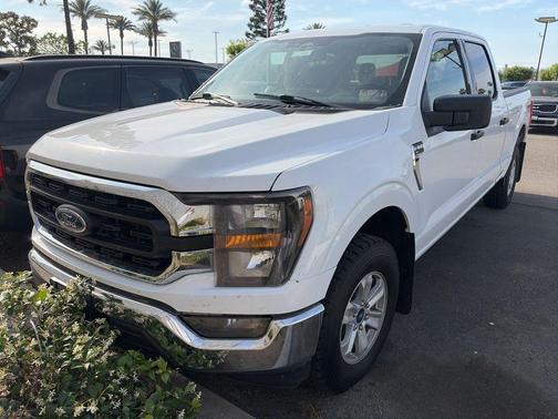 Oxford White 2023 Ford F-150 XLT