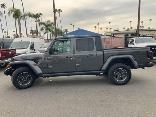 2021 Jeep Gladiator Sport