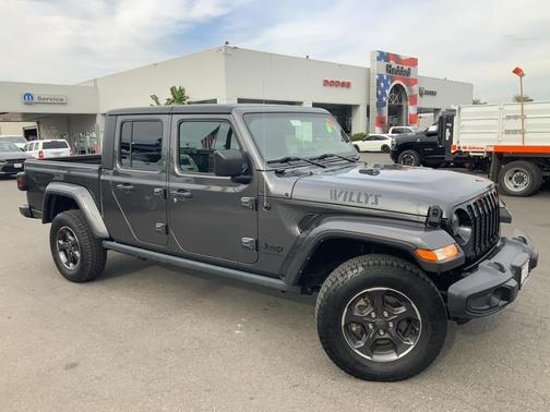2021 Jeep Gladiator Sport