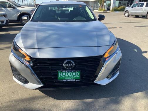Brilliant Silver Metallic 2024 Nissan Altima 2.5 SV