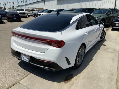 2023 Kia K5 EX