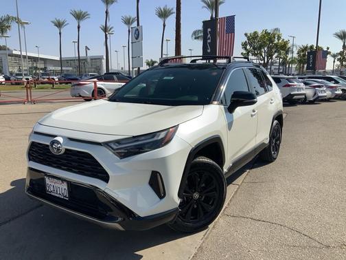 2022 Toyota RAV4 Hybrid XSE