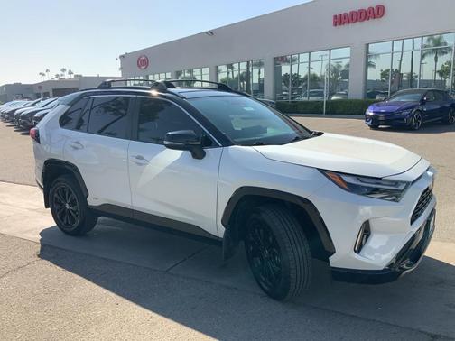 2022 Toyota RAV4 Hybrid XSE