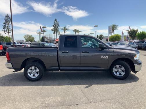 2024 RAM 1500 Classic SLT