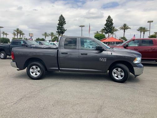 Crystal Metallic 2024 RAM 1500 Classic SLT