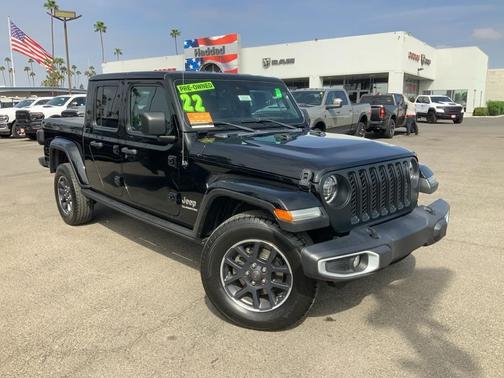 2022 Jeep Gladiator Overland