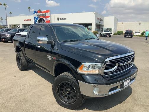 2019 RAM 1500 Classic Laramie