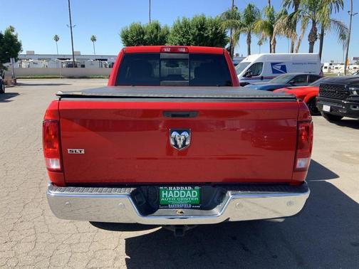 Flame Red Clearcoat 2020 RAM 1500 Classic SLT