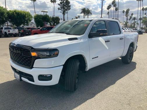Bright White Clearcoat 2026 RAM 1500 Big Horn/Lone Star
