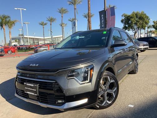 2024 Kia Niro Plug-In Hybrid SX Touring