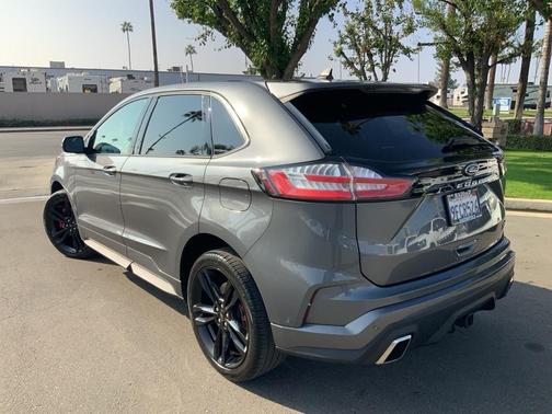 2022 Ford Edge ST