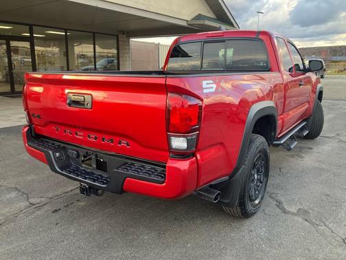2022 Toyota Tacoma TRD Off Road