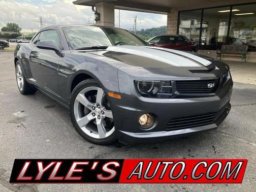 Gray 2010 Chevrolet Camaro 2SS