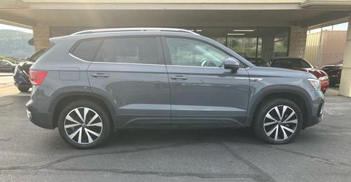 2023 Volkswagen Taos SE 4MOTION *Ltd Avail*