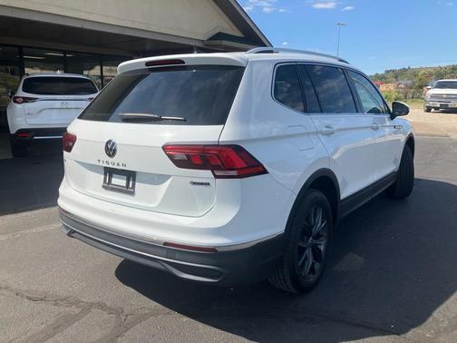 2022 Volkswagen Tiguan 2.0T SE 4MOTION