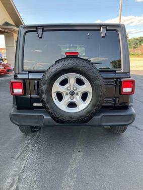 2021 Jeep Wrangler Unlimited Freedom 4x4 *Ltd Avail*