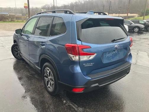 Blue 2023 Subaru Forester Premium