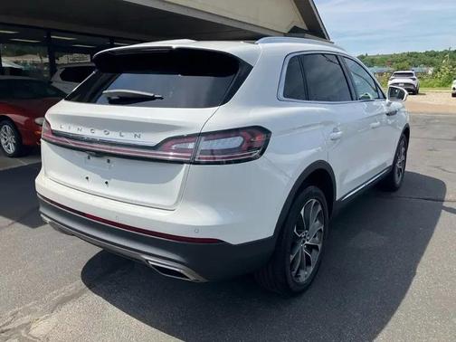 White 2022 Lincoln Nautilus Reserve AWD