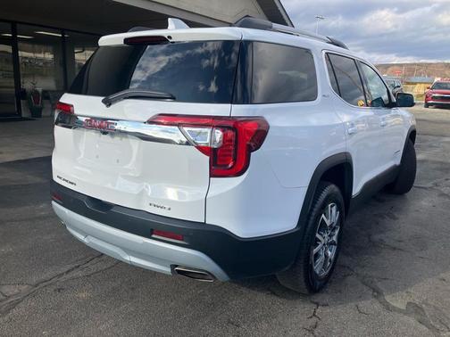 2023 GMC Acadia AWD 4dr SLT