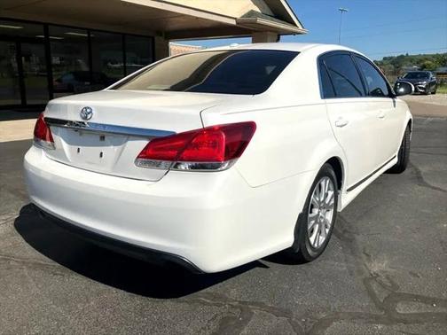 2011 Toyota Avalon Base