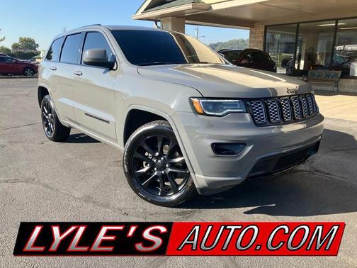 2021 Jeep Grand Cherokee Laredo