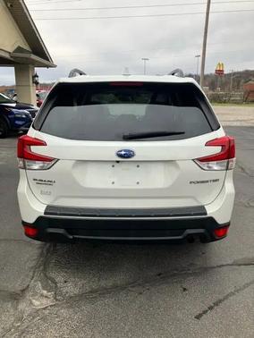 White 2019 Subaru Forester Premium
