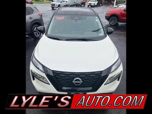 White 2023 Nissan Rogue SV