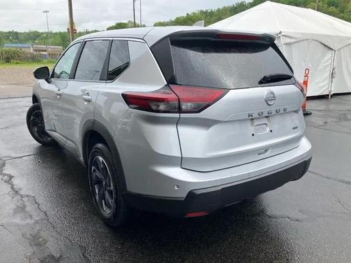 Silver 2025 Nissan Rogue SV