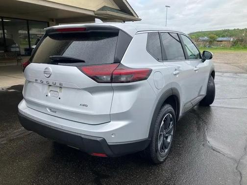 Silver 2025 Nissan Rogue SV