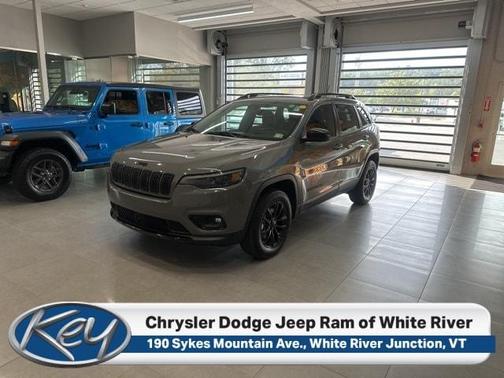 2023 Jeep Cherokee Altitude Lux