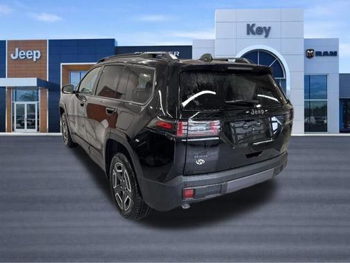 Diamond Black 2026 Jeep Cherokee LAREDO/LIMITED