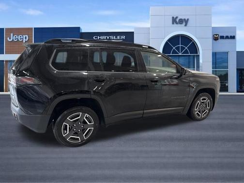 Diamond Black 2026 Jeep Cherokee LAREDO/LIMITED