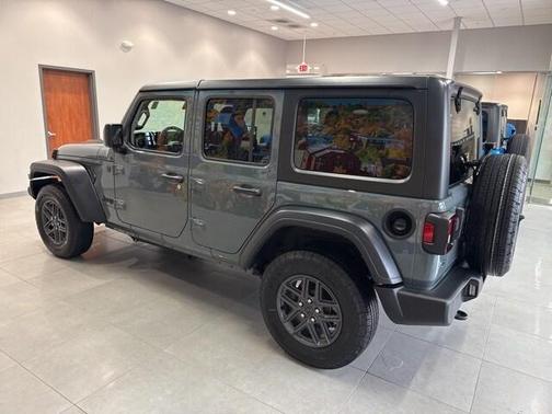 2024 Jeep Wrangler Sport