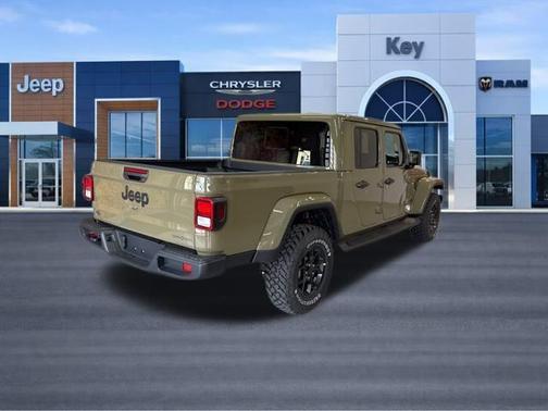 2025 Jeep Gladiator Sport