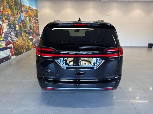 2026 Chrysler Pacifica Limited