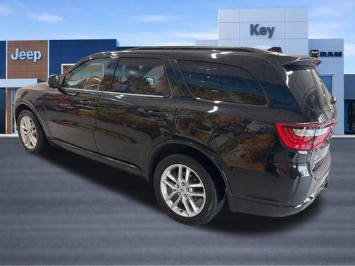 DB Black Crystal Clearcoat 2023 Dodge Durango GT