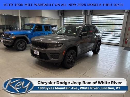 2025 Jeep Grand Cherokee Laredo