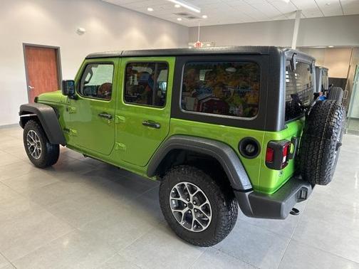 2025 Jeep Wrangler Sport