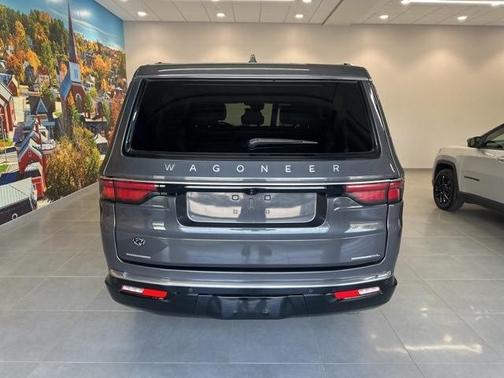 2023 Jeep Wagoneer L Series II