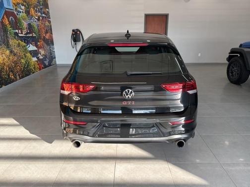2024 Volkswagen Golf GTI 2.0T S