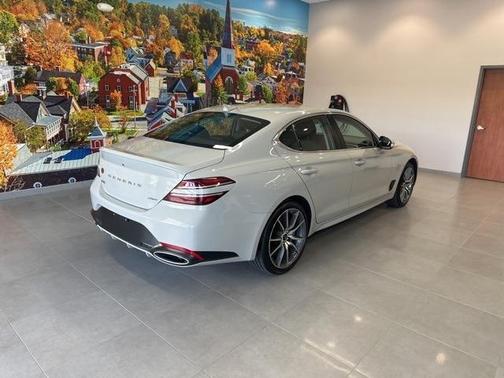 2025 Genesis G70 2.5T