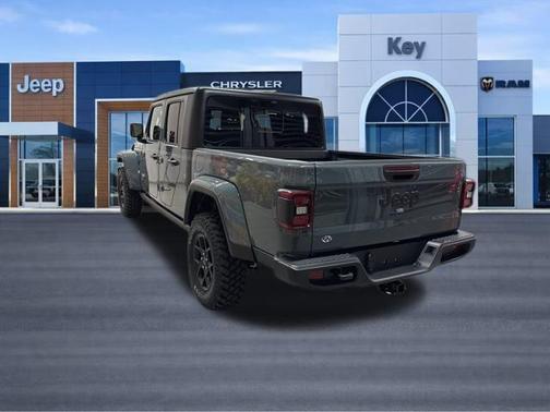 Anvil Clearcoat 2026 Jeep Gladiator Sport