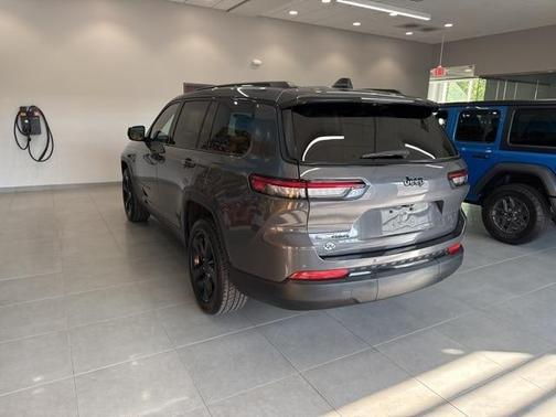 2021 Jeep Grand Cherokee L Laredo