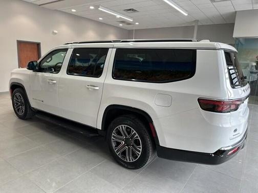 2023 Jeep Wagoneer L Series II