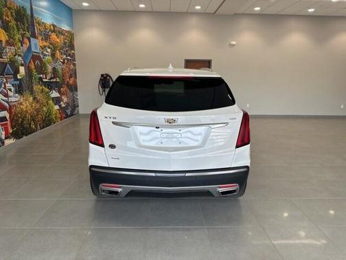 2020 Cadillac XT5 Premium Luxury