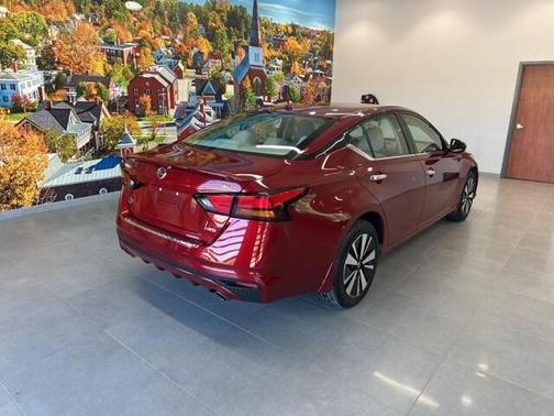 2022 Nissan Altima 2.5 SL